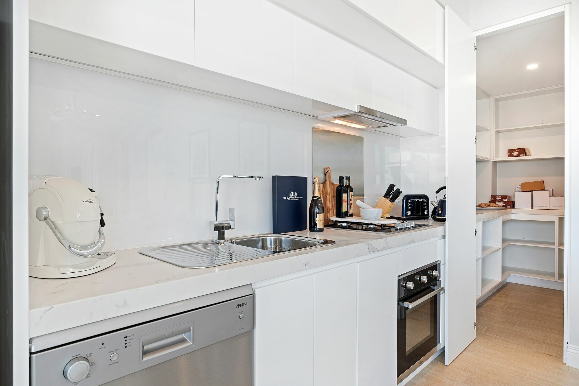 The Hamptons Apartments - Port Melbourne Exterior foto